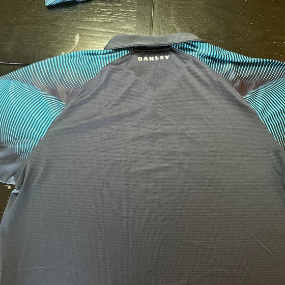 Oakley polos - lot of 3. All for $36 - Picture 2 of 7